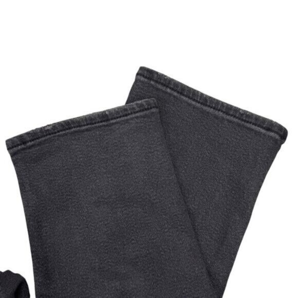 Levi's Women's Wedgie High Rise Straight Leg Jeans with Destruction Size 24 x 28 - Picture 10 of 10